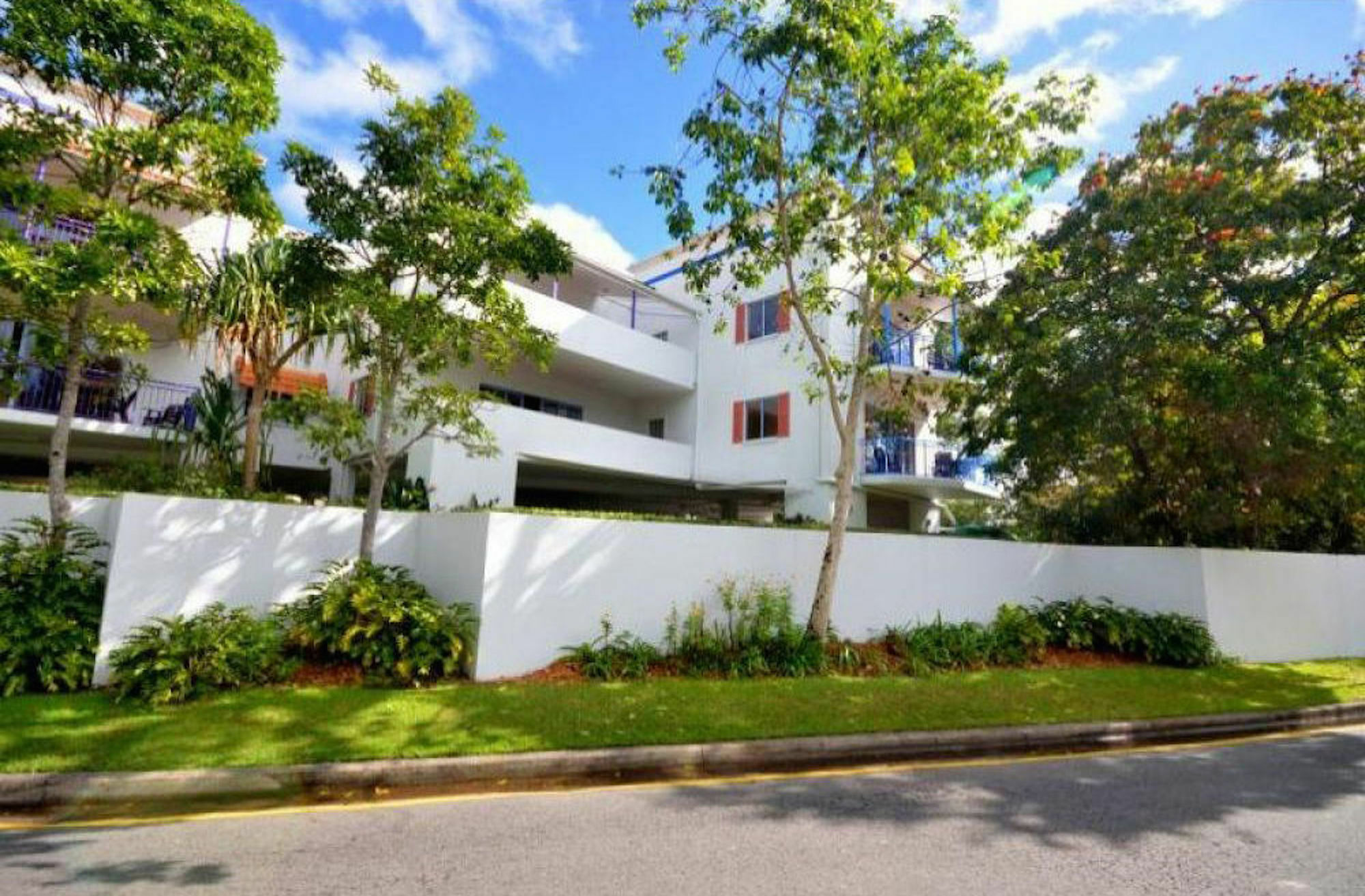 Rimini Holiday Apartments Noosaville Exteriör bild